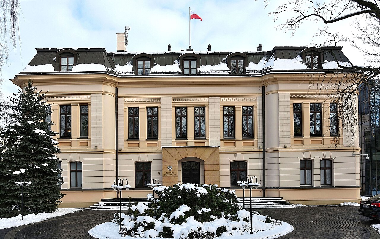Сградата на Конституционния трибунал на Полша. Снимката е от хранилище и не показва самото събитие.