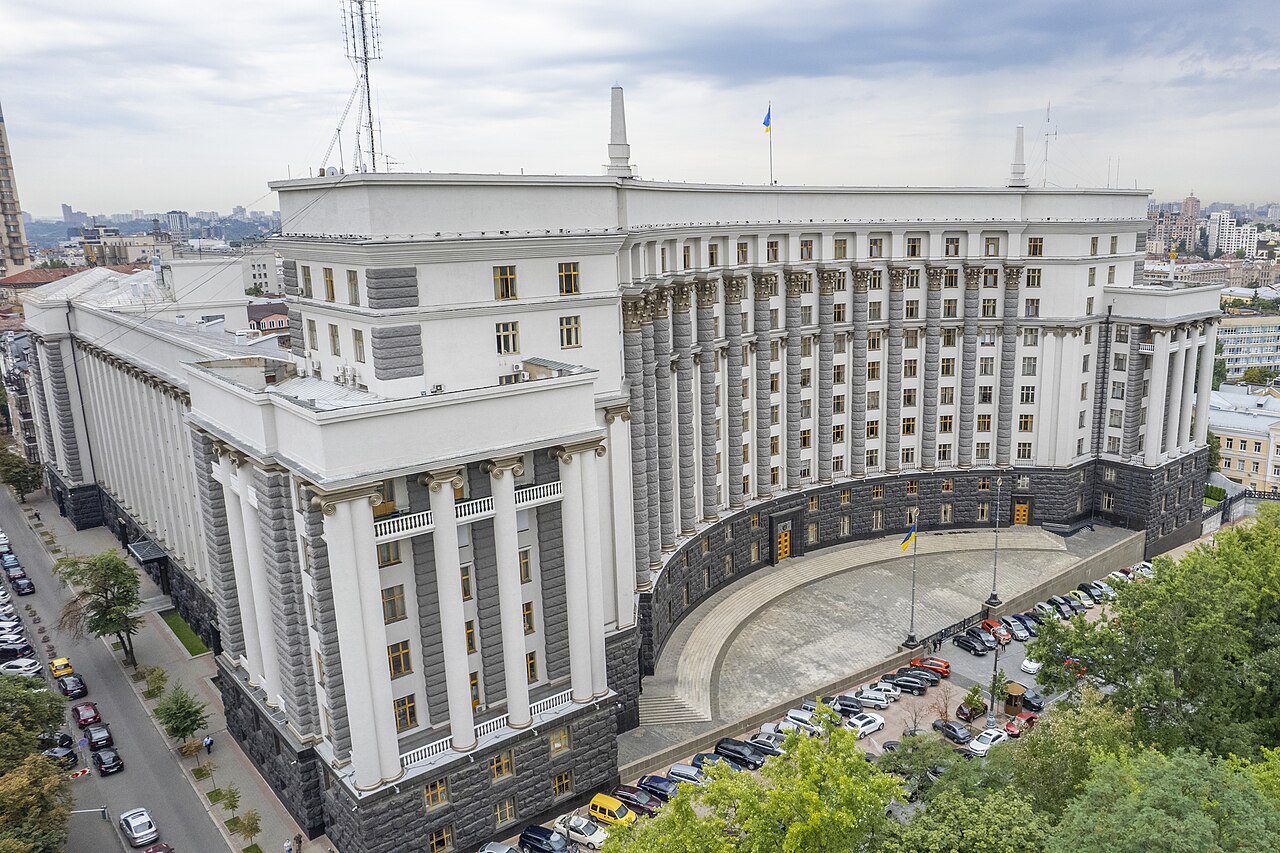 Сградата на украинското правителство в Киев. Снимката е от хранилище и не показва самото събитие.